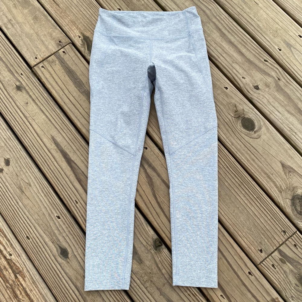 Outdoor Voices Leggings Monochrome Stitching Details